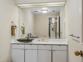 101 Westcott Street 305, Houston TX 77007