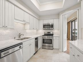 101 Westcott Street 305, Houston TX 77007