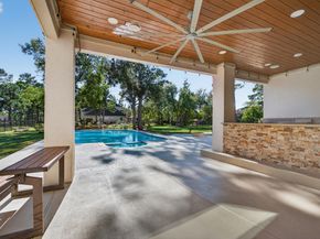 11 Gleannloch Estates Drive, Spring TX 77379