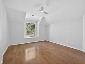 11 Gleannloch Estates Drive, Spring TX 77379