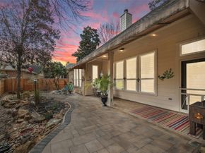 167 E Northcastle Circle, Conroe TX 77384