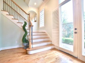 6335 E Mystic Meadow, Houston TX 77021