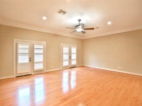 6335 E Mystic Meadow, Houston TX 77021