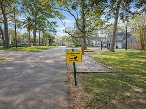 830 Azalea Street, Houston TX 77018