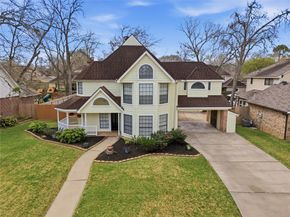 1627 N Hearthside Drive, Richmond TX 77406