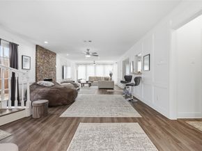 1627 N Hearthside Drive, Richmond TX 77406