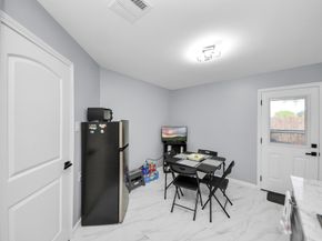 6115 Pine Lakes Drive, Katy TX 77493
