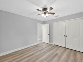 146 W Woodstock Circle Drive, Spring TX 77381