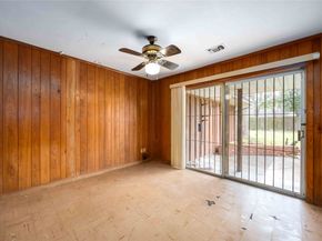 7131 Bellaire Boulevard, Houston TX 77074