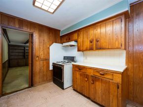 7131 Bellaire Boulevard, Houston TX 77074