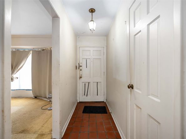 7131 Bellaire Boulevard, Houston TX 77074