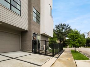 1302 Crocker Street, Houston TX 77019