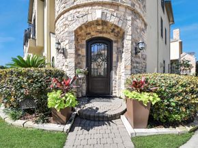 6302 Hermann Lake Drive, Houston TX 77021