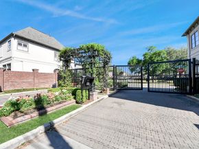 6302 Hermann Lake Drive, Houston TX 77021