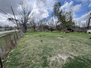 4801 Englewood Street, Houston TX 77026