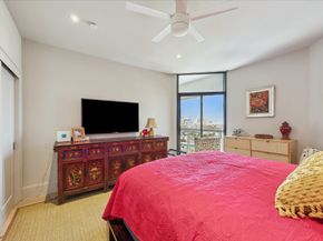 1701 Hermann Drive 22CE, Houston TX 77004