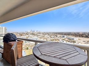 1701 Hermann Drive 22CE, Houston TX 77004