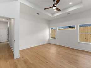 508 Dell Court, Houston TX 77009