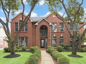 1823 Misty Oaks Lane, Sugar Land TX 77479