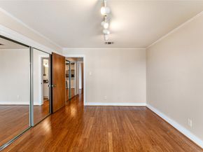 3600 Montrose Boulevard 904, Houston TX 77006