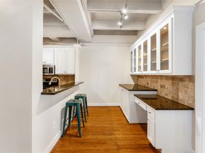 3600 Montrose Boulevard 904, Houston TX 77006