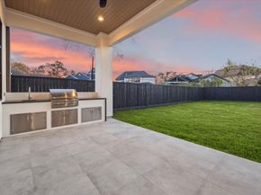 1111 Wakefield Drive, Houston TX 77018