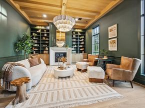 1111 Wakefield Drive, Houston TX 77018