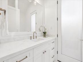 1111 Wakefield Drive, Houston TX 77018