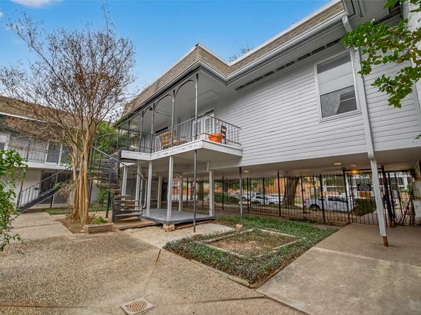 3300 Yorktown Street 15, Houston TX 77056