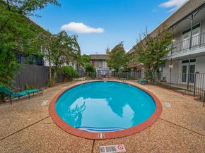 3300 Yorktown Street 15, Houston TX 77056