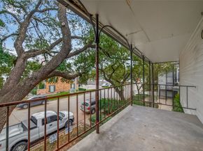 3300 Yorktown Street 15, Houston TX 77056