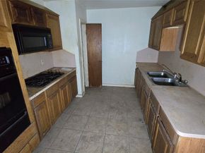 7930 Carolwood Drive, Houston TX 77028