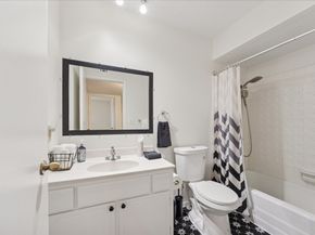 16514 Diana Lane, Houston TX 77062