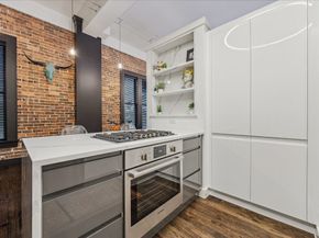 915 Franklin Street 2F, Houston TX 77002