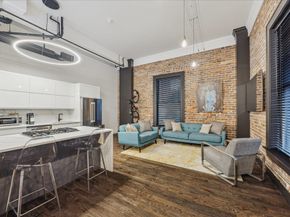 915 Franklin Street 2F, Houston TX 77002