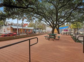 915 Franklin Street 2F, Houston TX 77002