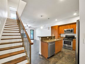 2216 Chenevert Street 6, Houston TX 77003