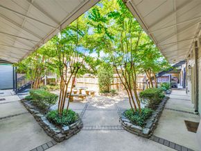 2216 Chenevert Street 6, Houston TX 77003