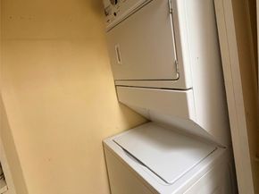 7047 Bissonnet Street 32, Houston TX 77074