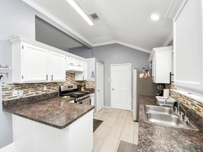 17702 Poppy Trails Lane, Houston TX 77084