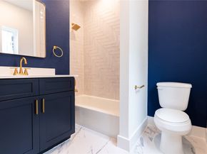 2426 Ella Boulevard, Houston TX 77008