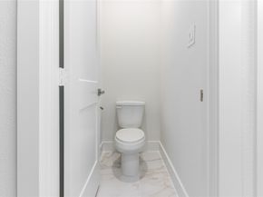 2426 Ella Boulevard, Houston TX 77008