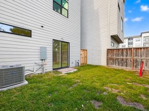 2855 Decker Place, Houston TX 77003