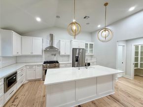 1617 Common Street, Houston TX 77009