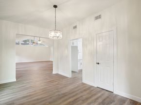 108 W 10th 1/2 Street, Houston TX 77008