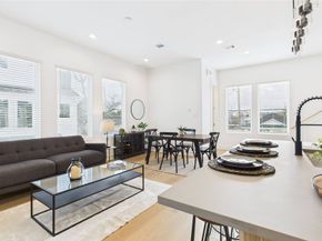 2426 Freeman Street, Houston TX 77009