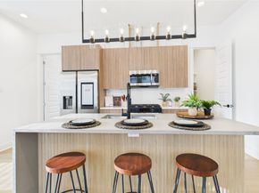 2426 Freeman Street, Houston TX 77009