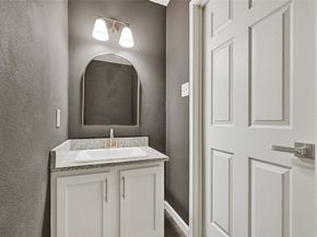 7 S Cypress Pine Drive, Spring TX 77381