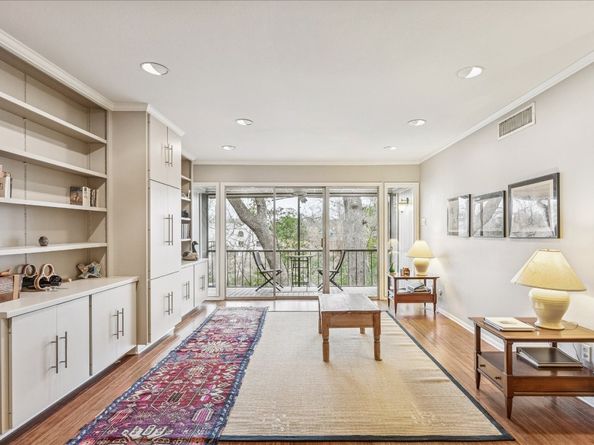 6603 Bayou Glen Road, Houston TX 77057