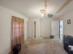 5626 Finch Street Street, Houston TX 77028